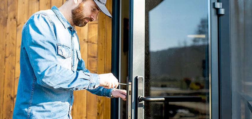 Frameless Glass Storefront Door Locks Replacement in Clearlake, CA