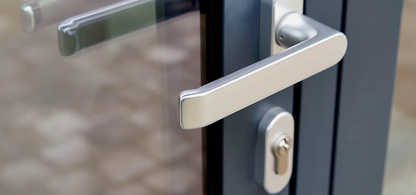 Broken Door Lock Cylinder Repair in Clearlake, California